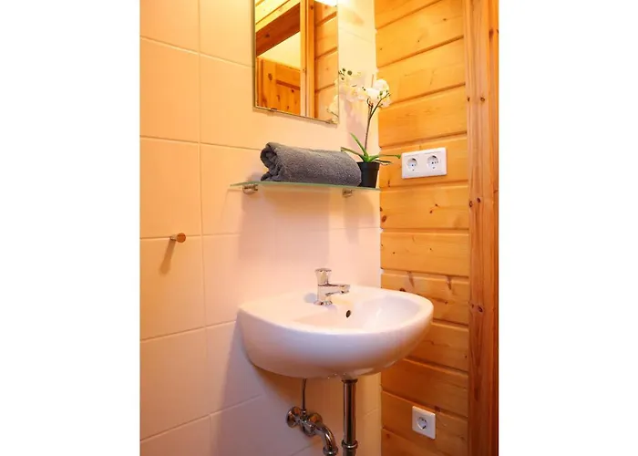 Ferienhaus Weitblick بيت للعطل *